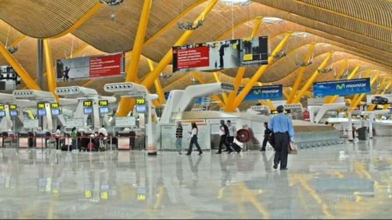 Guía práctica para trasladarse del aeropuerto al centro de manera sencilla